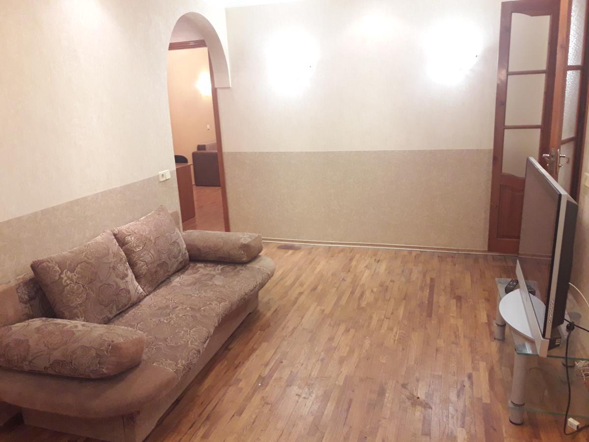 Appartment Near M. 23 Serpnya Kharkiv Exterior photo